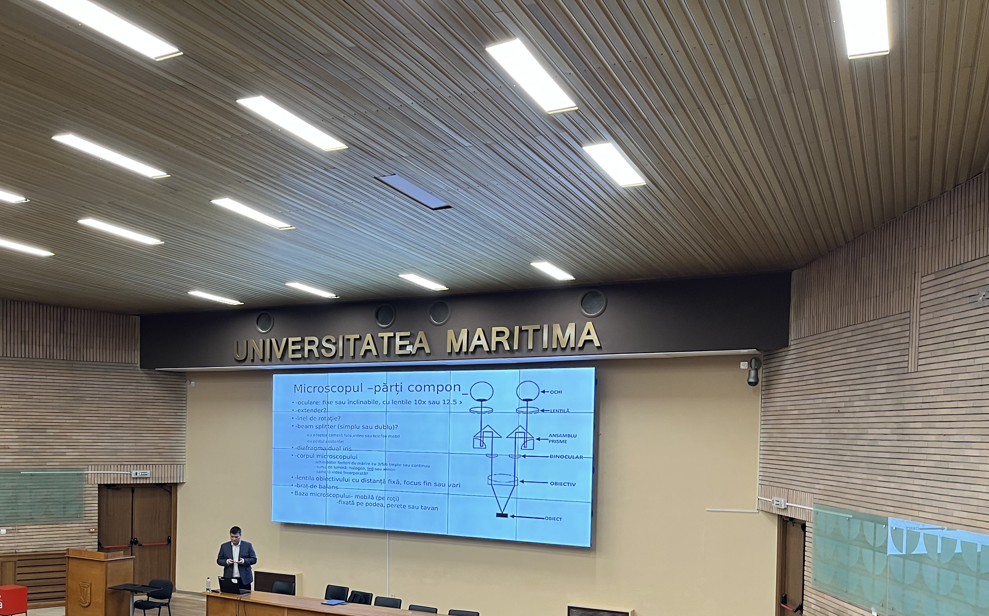 Participanți la eveniment 1 noiembrie 2025 - imagine 4